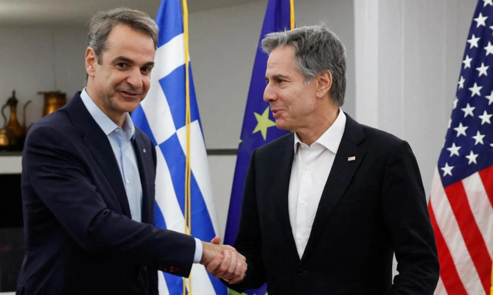 Μπλίνκεν: Ευχαρίστησε τον Μητσοτάκη για τη συνεισφορά της Ελλάδας στην Ουκρανία